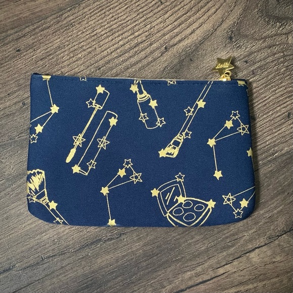 Ipsy constellation make up bag - Picture 10 of 10